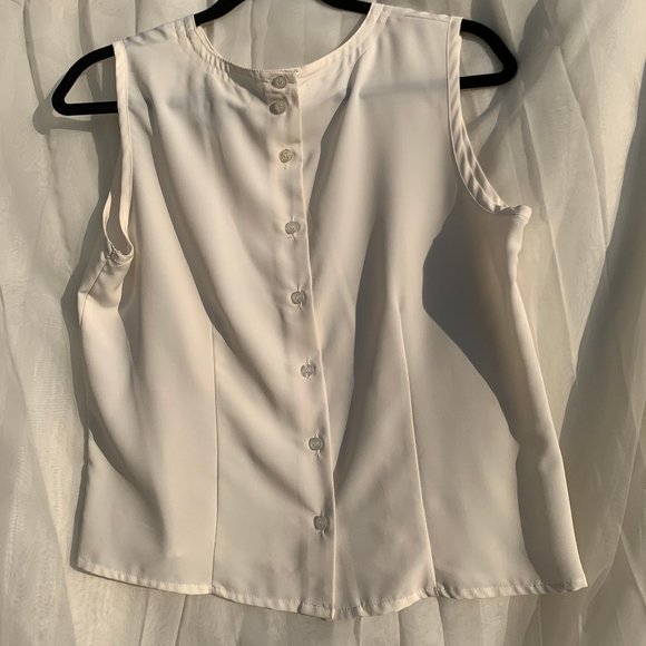 tank top - Picture 6 of 10